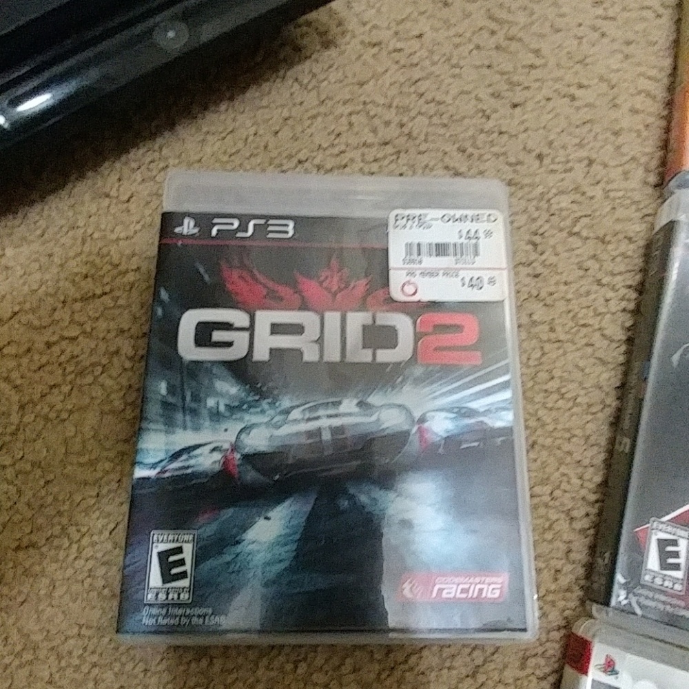 Play station - Picture 6 of 8